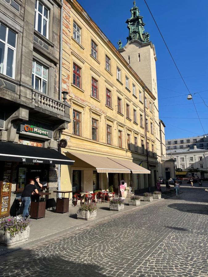 Von Cruss Apartments In Lviv Luaran gambar